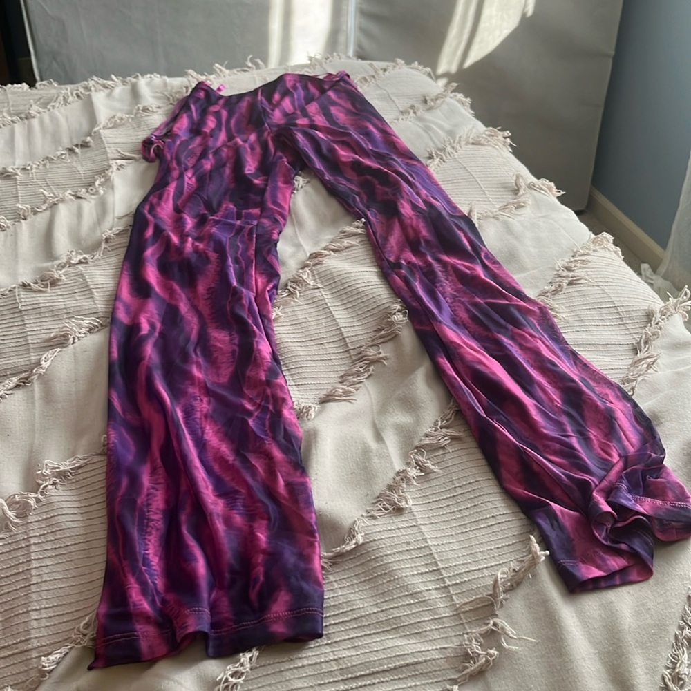Stunning purple and pink abstract print flare pants!